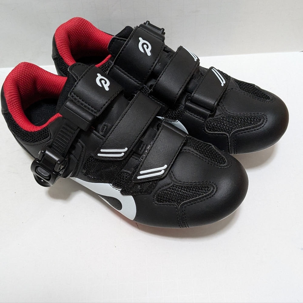 Peloton Cycling Shoes for Peloton Bike and Euro 36 Women's size 5 Black cleats